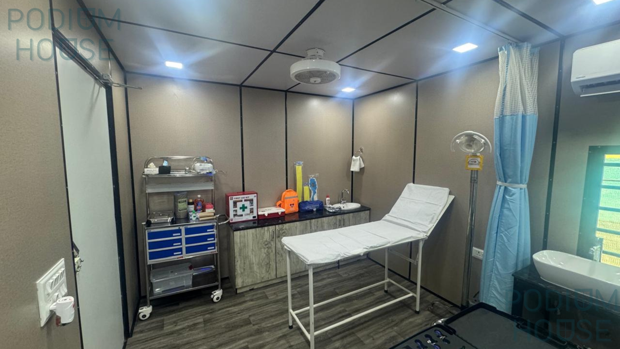 Hospital Cabins