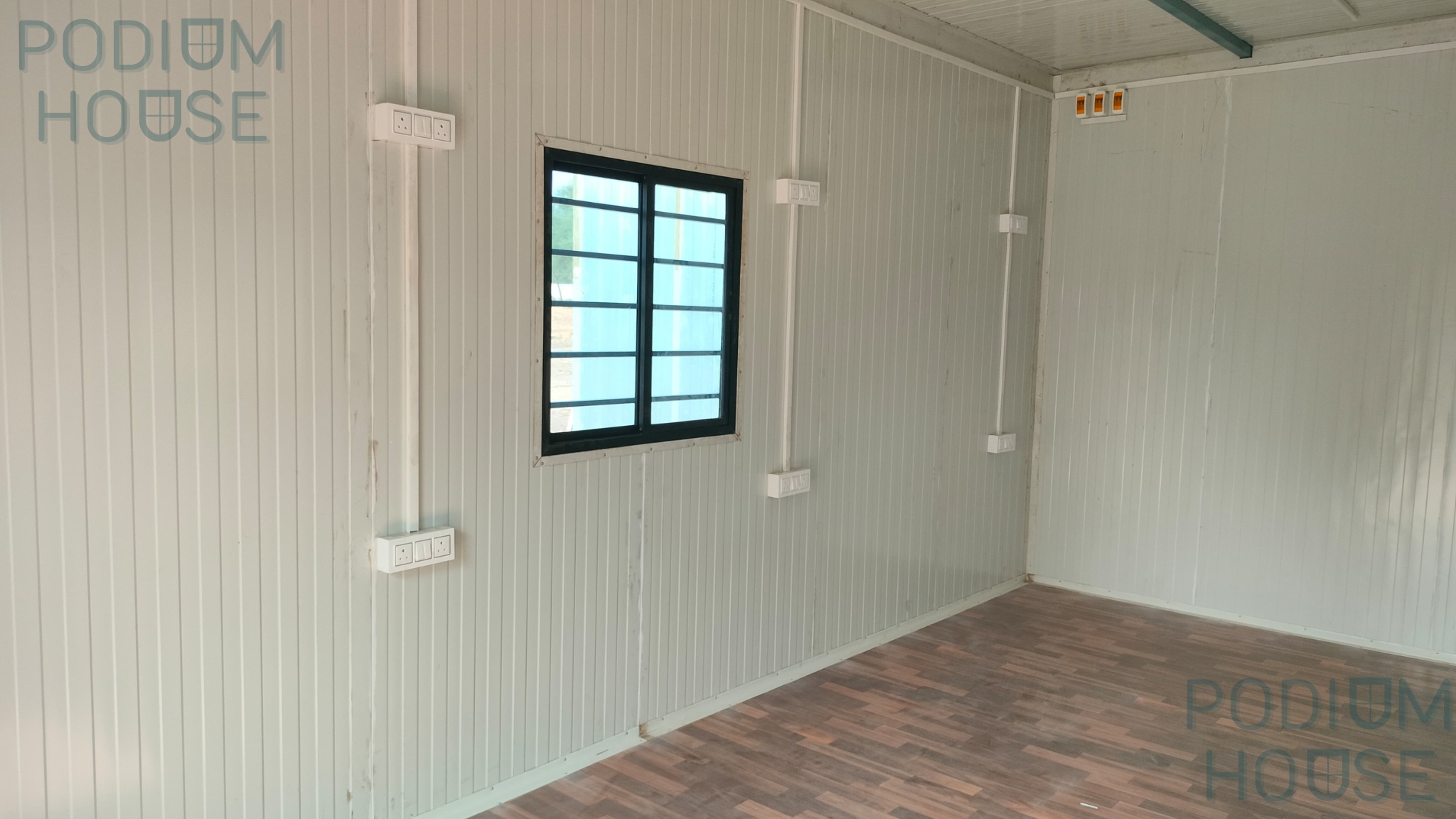 PUF Cabin House